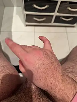 Deralboaus01 online show from 23, 2, 2025