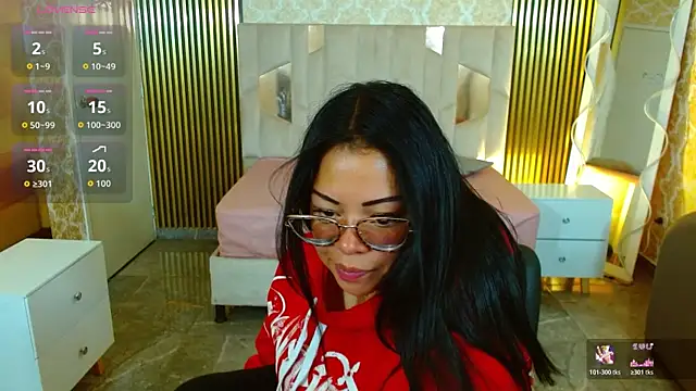 martinna tay online show from 24, 11, 2025