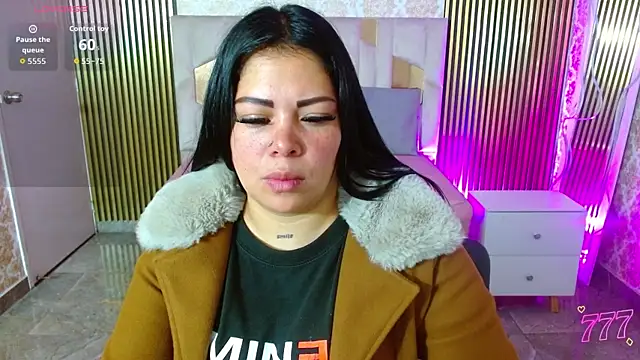 martinna tay online show from 5, 7, 2026