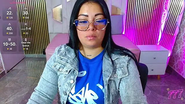 martinna tay online show from 8, 7, 2026
