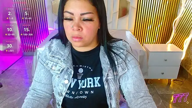 martinna tay online show from 29, 7, 2026