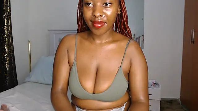 Snapshot of sweetice_02 chatting on 26, 6, 2026 sweetice 02 online show from 26, 6, 2026