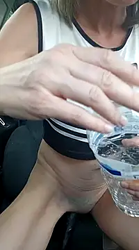 Timide girl2 online show from 26, 2, 2025