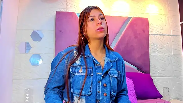 Charlotte Ice1 online show from 14, 11, 2025