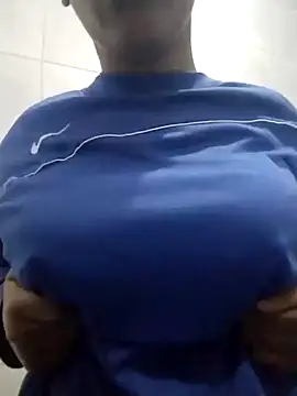 Snapshot of -_Anny_- chatting on 11, 11, 2025 - Anny - online show from 11, 11, 2025