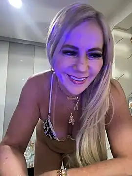 LARIANA RIVERA23 online show from 29, 4, 2026