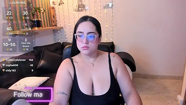 Sofiia davis23 online show from 8, 5, 2026