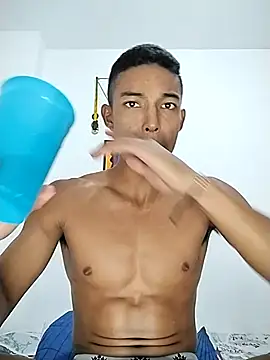 Demiansteven2 online show from 19, 2, 2025