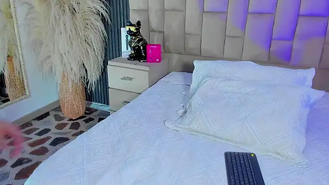CandyMeyerss  online show from 21, 7, 2026