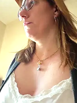 SpiceLea online show from 13, 3, 2026