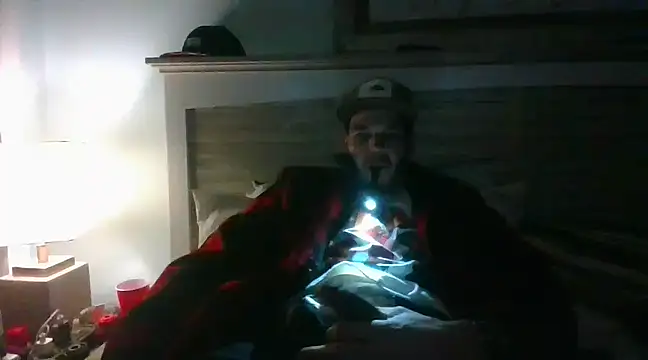 Snapshot of LongDongDaddy302 chatting on 8, 12, 2024 LongDongDaddy302 online show from 8, 12, 2024