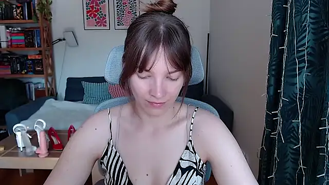 Snapshot of kenzie_x chatting on 25, 6, 2026 kenzie x online show from 25, 6, 2026