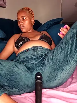 Snapshot of SquirtQueen222 chatting on 24, 2, 2026 SquirtQueen222 online show from 24, 2, 2026