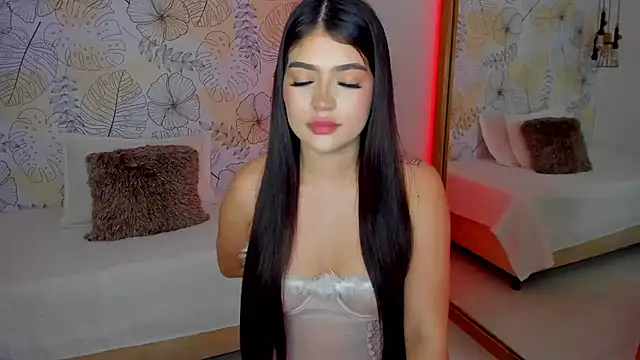 Snapshot of Mariana_Baez chatting on 15, 2, 2025 Mariana Baez online show from 15, 2, 2025