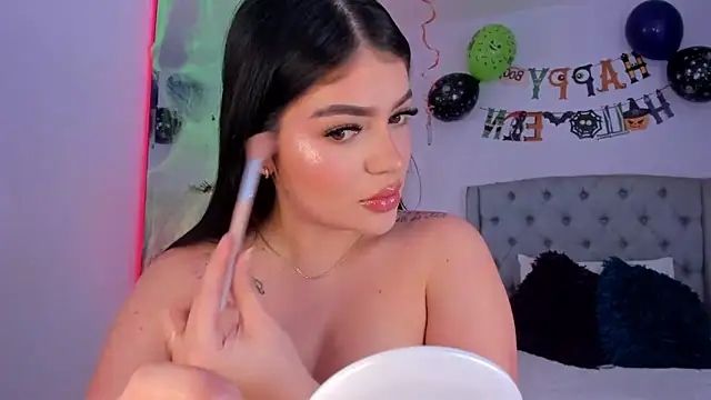 Snapshot of Mariana_Baez chatting on 18, 10, 2025 Mariana Baez online show from 18, 10, 2025