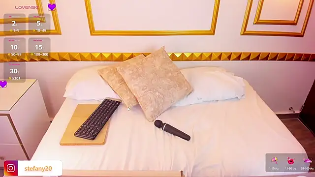 amor smith  online show from 6, 3, 2025