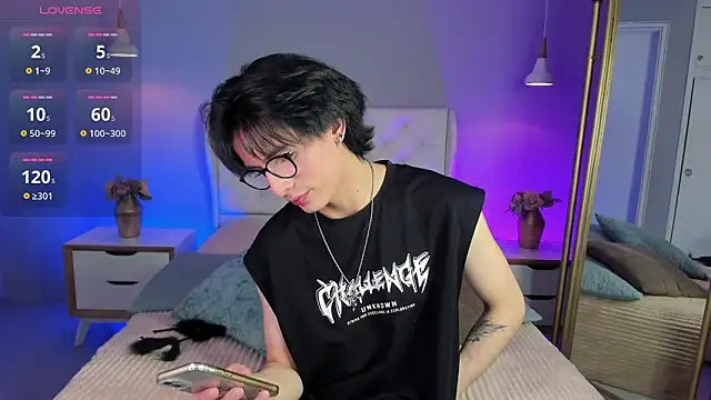 Snapshot of cherryy_boy chatting on 29, 10, 2025 cherryy boy online show from 29, 10, 2025