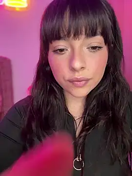 YovngBaby online show from 8, 5, 2026