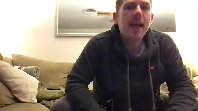 Snapshot of Rock_Pierce chatting on 12, 1, 2025 Rock Pierce online show from 12, 1, 2025