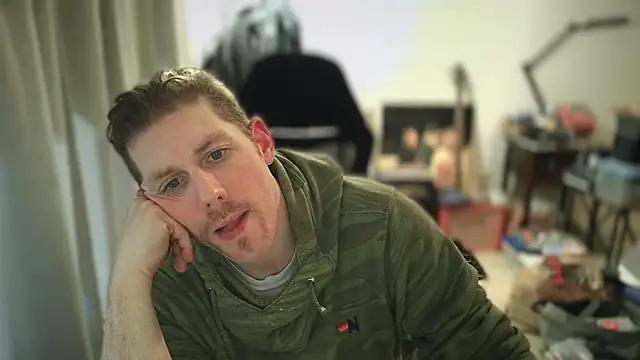 Snapshot of Rock_Pierce chatting on 10, 3, 2025 Rock Pierce online show from 10, 3, 2025