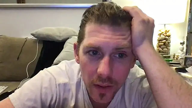 Snapshot of Rock_Pierce chatting on 6, 10, 2025 Rock Pierce online show from 6, 10, 2025