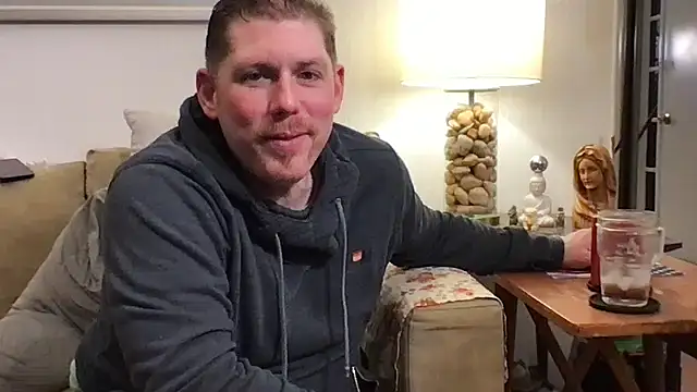 Snapshot of Rock_Pierce chatting on 28, 10, 2025 Rock Pierce online show from 28, 10, 2025