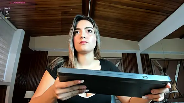 Snapshot of IsabellaaJoness chatting on 16, 6, 2026 IsabellaaJoness online show from 16, 6, 2026