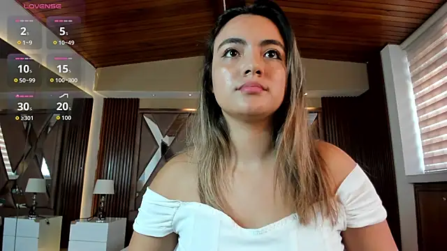 IsabellaaJoness online show from 13, 7, 2026