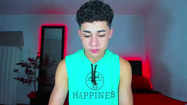 Snapshot of DavidfullOFlove chatting on 3, 12, 2024 DavidfullOFlove online show from 3, 12, 2024