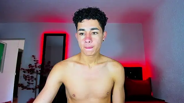 Snapshot of DavidfullOFlove chatting on 9, 12, 2024 DavidfullOFlove online show from 9, 12, 2024