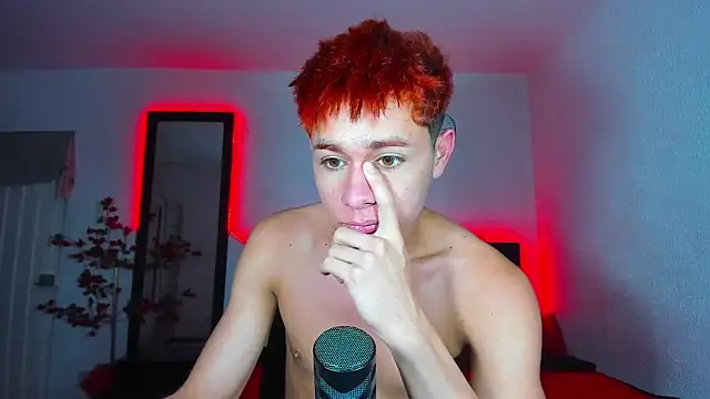 Snapshot of DavidfullOFlove chatting on 27, 1, 2025 DavidfullOFlove online show from 27, 1, 2025