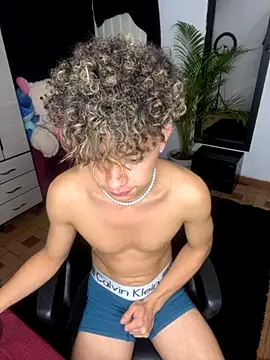 Snapshot of DavidfullOFlove chatting on 29, 9, 2025 DavidfullOFlove online show from 29, 9, 2025