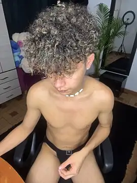 Snapshot of DavidfullOFlove chatting on 25, 10, 2025 DavidfullOFlove online show from 25, 10, 2025