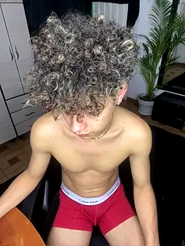 Snapshot of DavidfullOFlove chatting on 29, 10, 2025 DavidfullOFlove online show from 29, 10, 2025