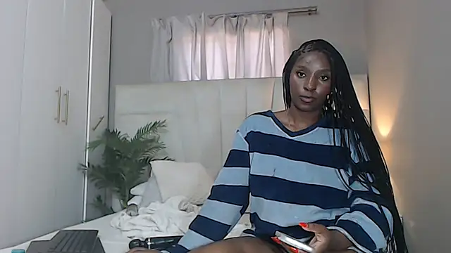 naughtyblackdolie online show from 23, 10, 2025