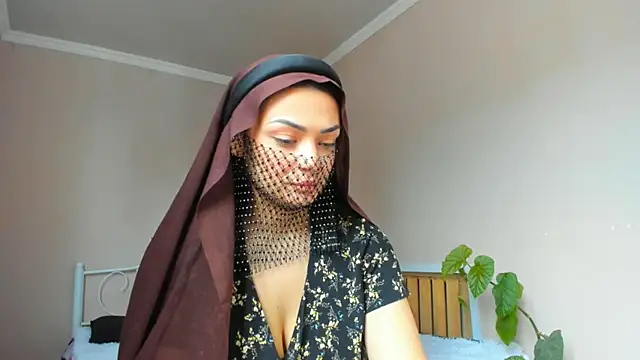 Snapshot of _cleopattra_ chatting on 15, 12, 2025 cleopattra online show from 15, 12, 2025