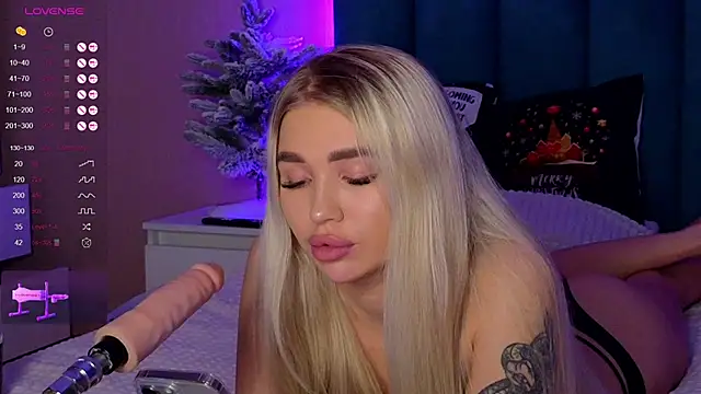 Snapshot of DreamPussyy chatting on 13, 1, 2025 DreamPussyy online show from 13, 1, 2025