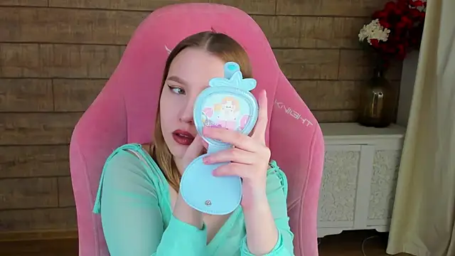 LiliLinn online show from 7, 7, 2026