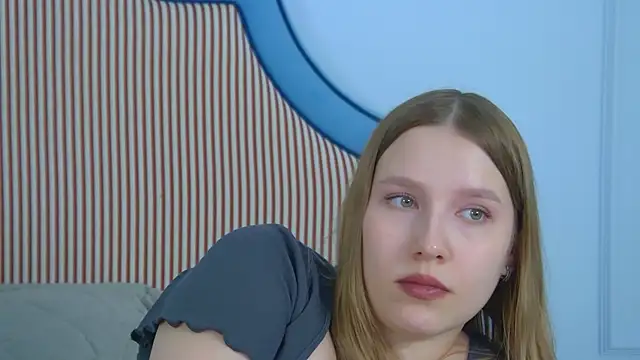 LiliLinn online show from 3, 8, 2026