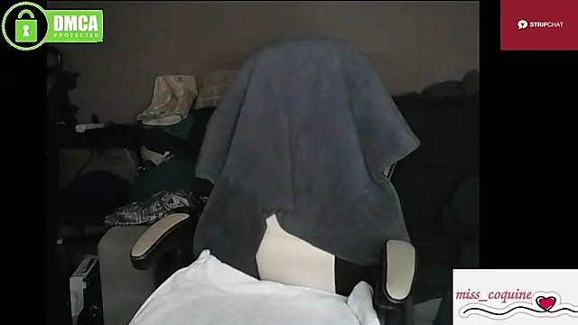 Snapshot of miss_coquine chatting on 5, 5, 2026 miss coquine online show from 5, 5, 2026