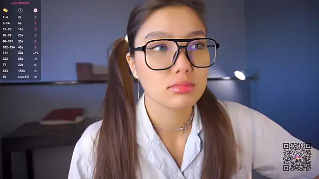 EmmaFisherf online show from 12, 9, 2025