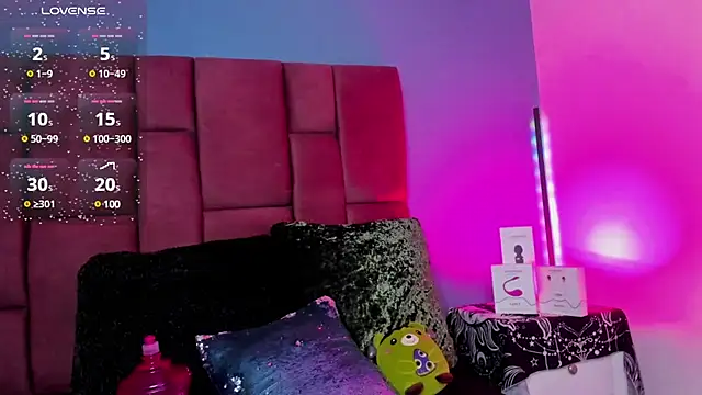 NinaInk online show from 17, 2, 2025