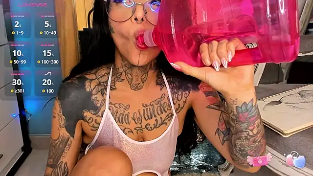 NinaInk online show from 13, 3, 2025