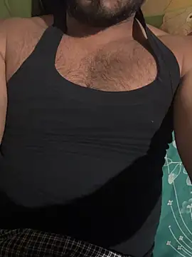 Snapshot of wildboy_simon chatting on 28, 2, 2026 wildboy simon online show from 28, 2, 2026