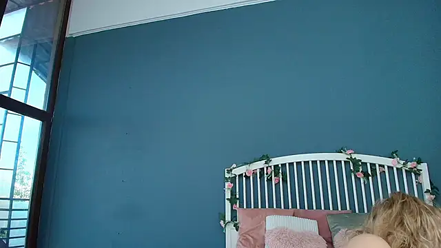 AlicePirs online show from 3, 5, 2026