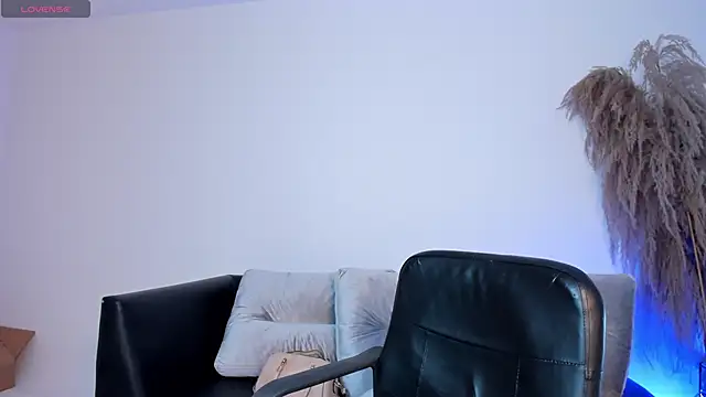 Alessia Taylorr online show from 2, 12, 2025