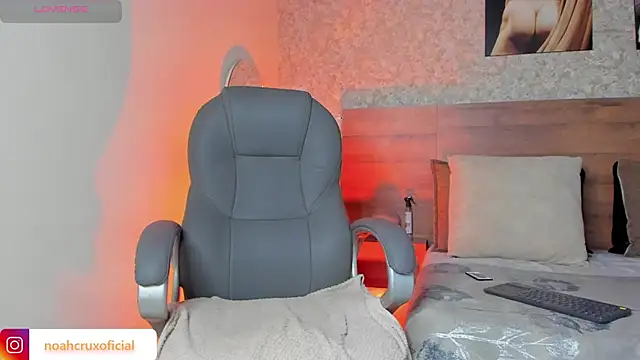 noah crux online show from 20, 9, 2025