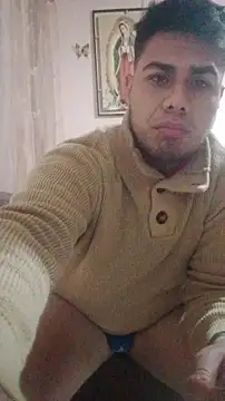 Snapshot of Pitograndemaclein chatting on 21, 11, 2025 Pitograndemaclein online show from 21, 11, 2025