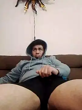 Snapshot of Pitograndemaclein chatting on 7, 2, 2026 Pitograndemaclein online show from 7, 2, 2026