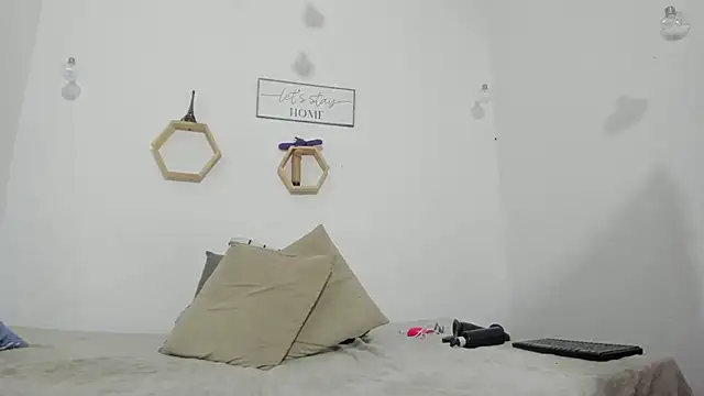 clarise cooper online show from 2, 10, 2025